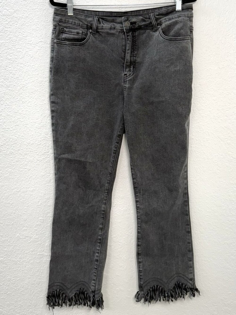 JOHN MARK Womens 14 Charcoal Stretch Denim Cropped Fringe Fray Hem JEANS EUC